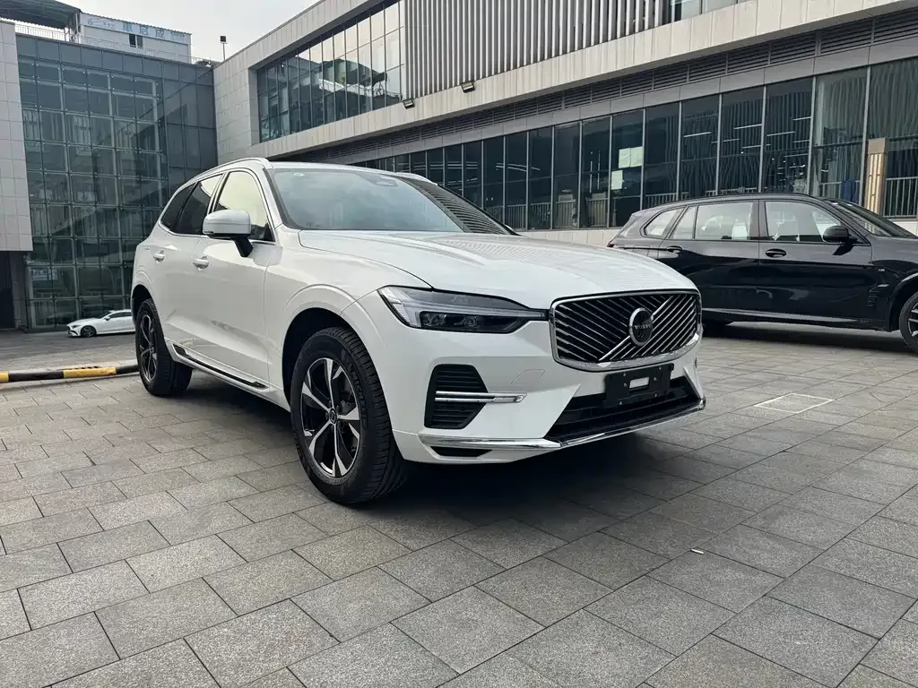 Volvo XC60 2025 из CN, фото 3