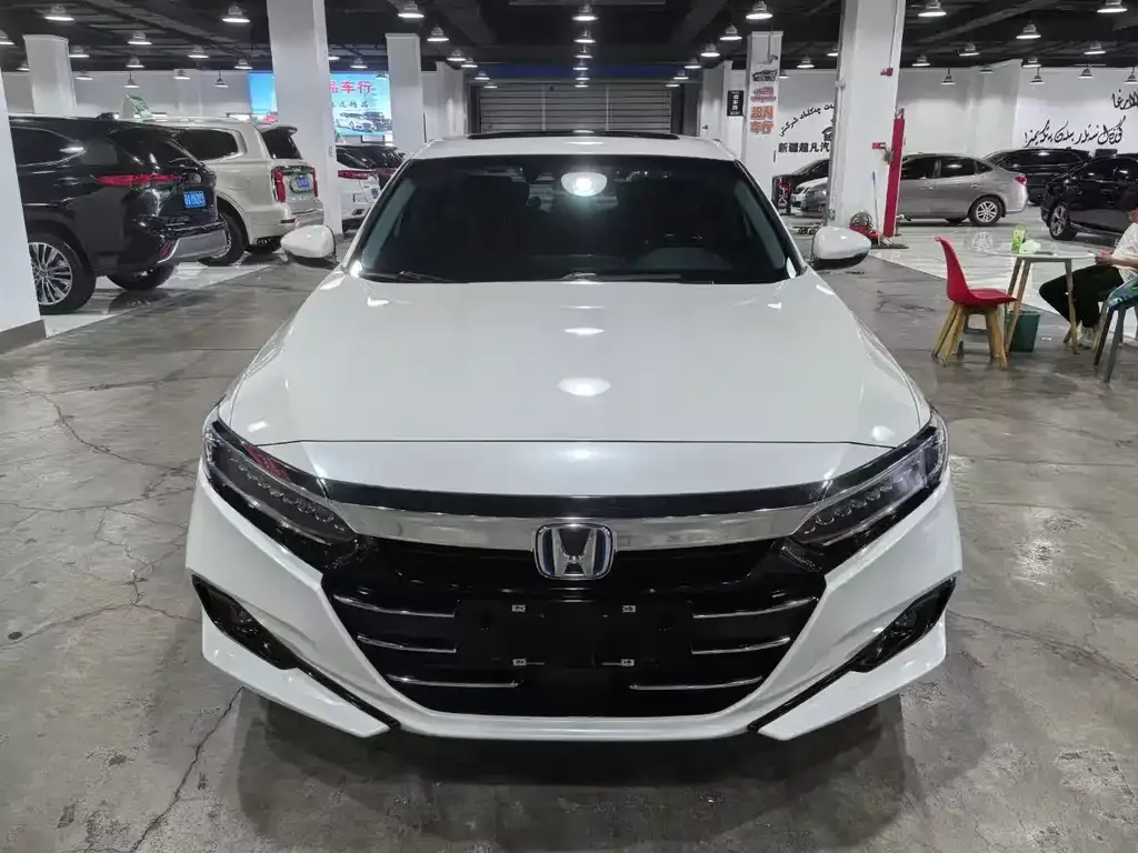 Honda Accord — фото 2