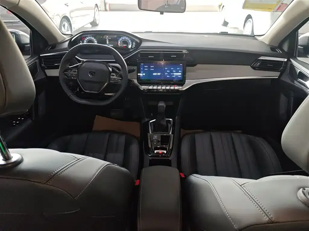 Peugeot 408 2023 из CN, фото 10