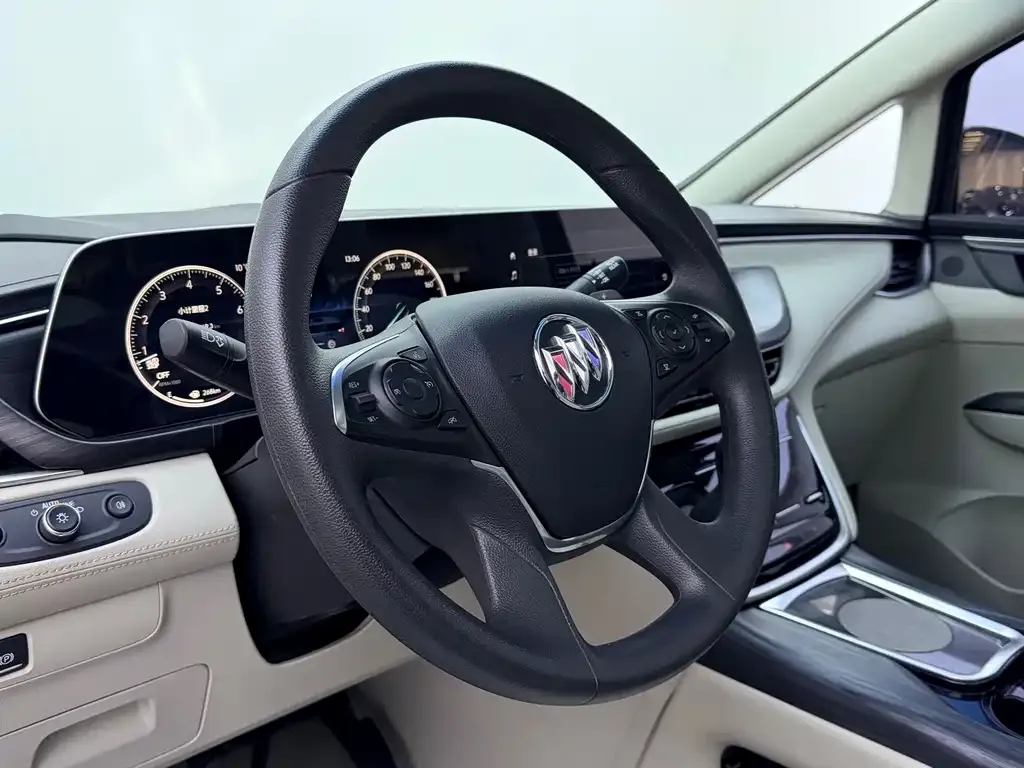 Buick GL8 2023 из CN, фото 9