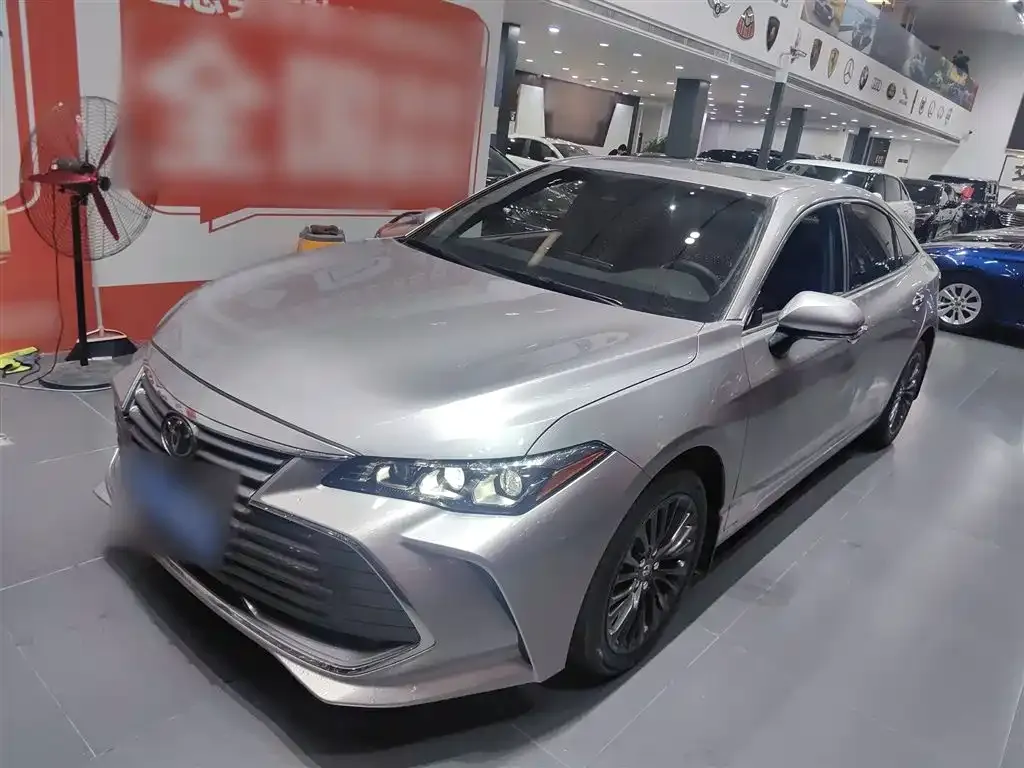 Toyota Avalon 2021 из CN, фото 2