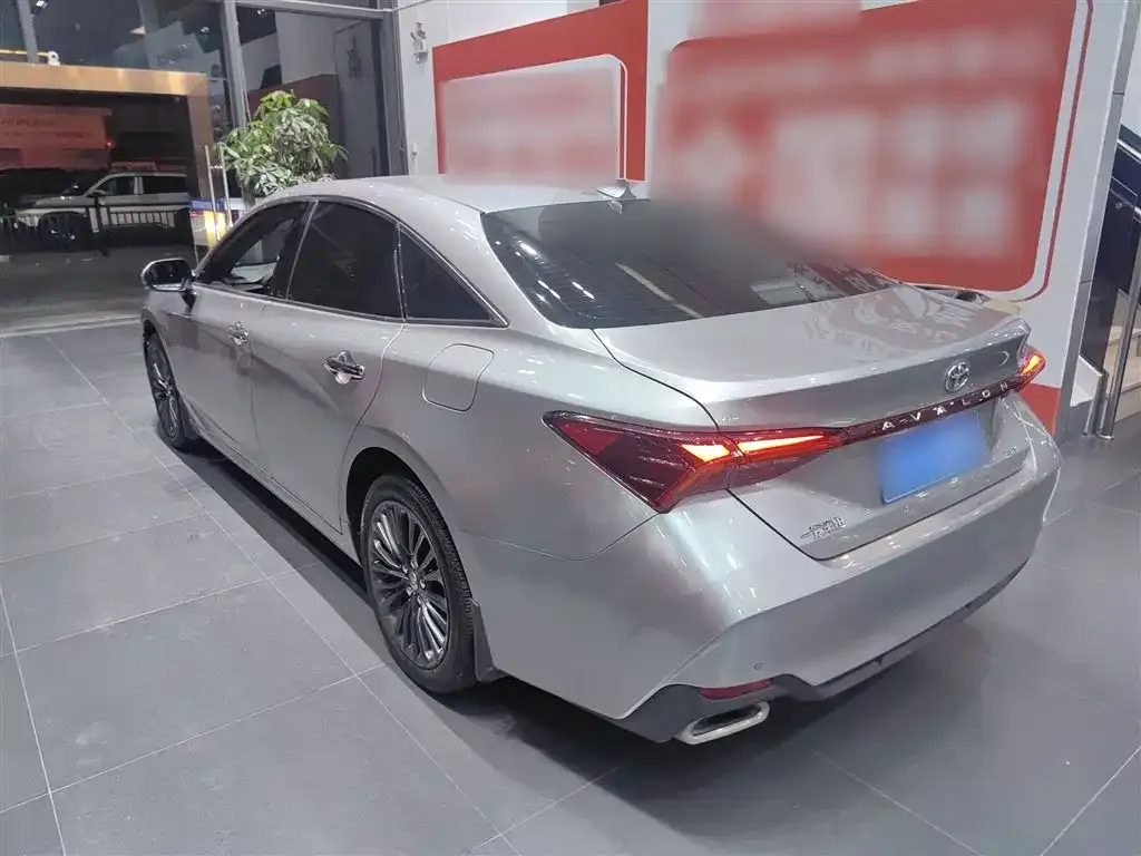 Toyota Avalon 2021 из CN, фото 5