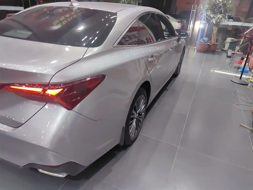 Toyota Avalon 2021 из CN, фото 8
