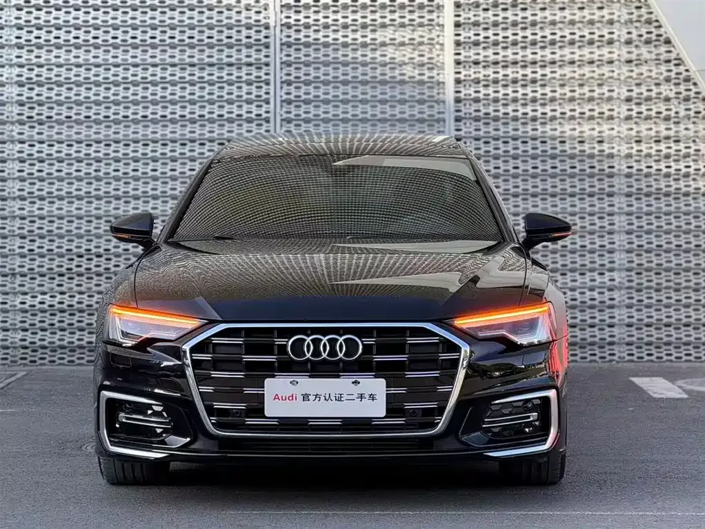 Audi A6L 2023 из CN, фото 2