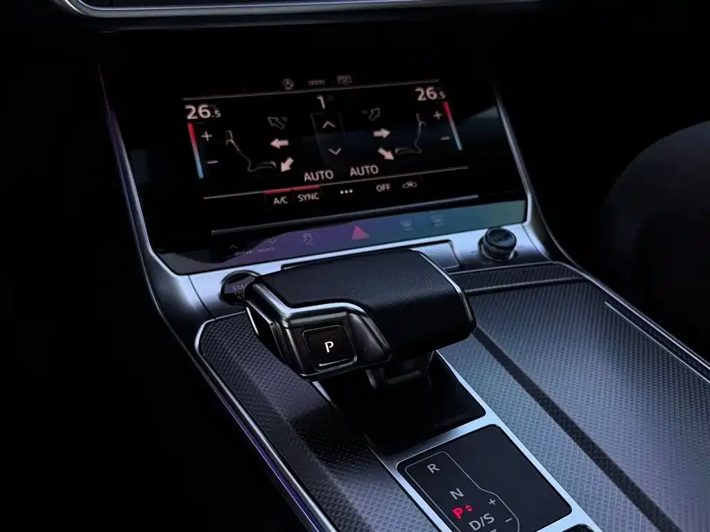 Audi A6L 2023 из CN, фото 6