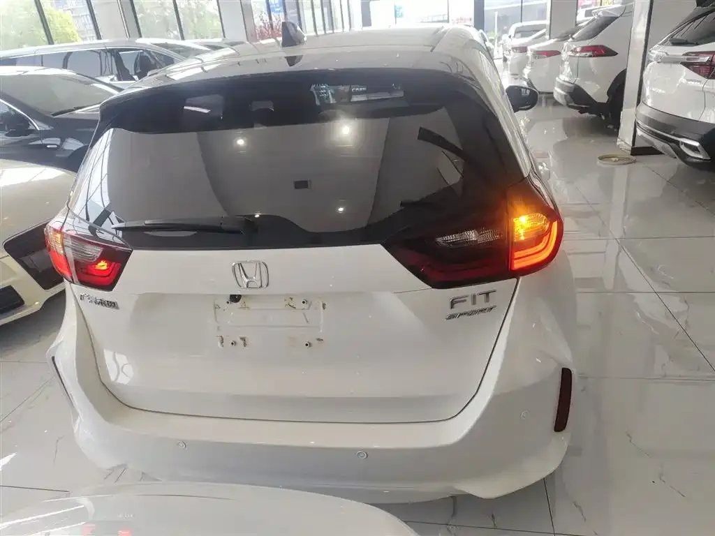 Honda Fit 2023 из CN, фото 6