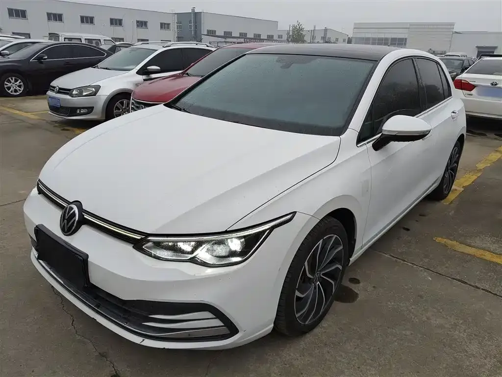 Volkswagen Golf 2021 из CN, фото 2
