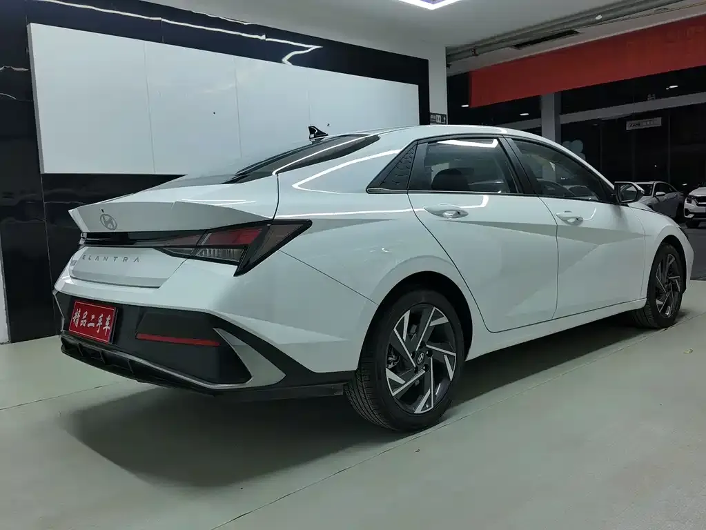 Hyundai Elantra 2025 из CN, фото 8