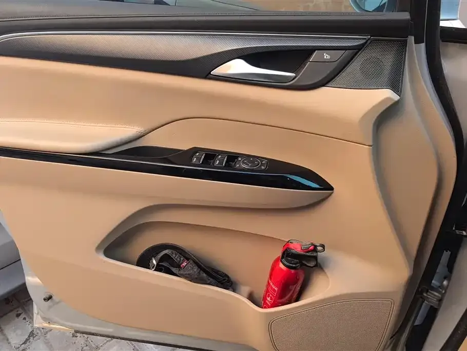 Buick GL8 Hybrid 2025 из CN, фото 7