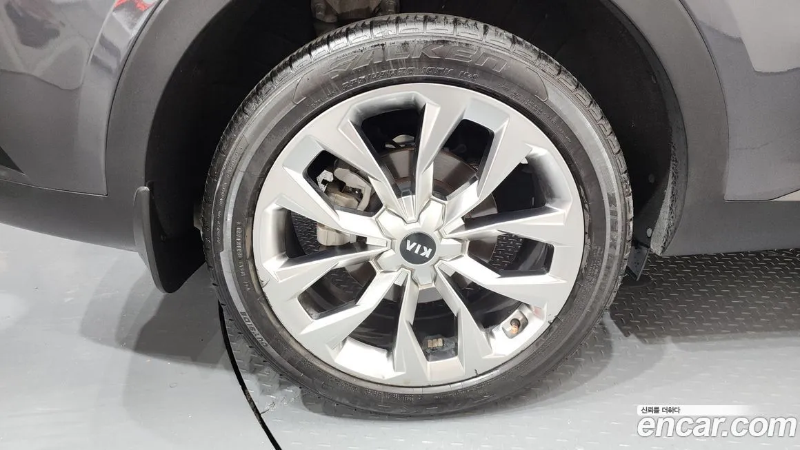 Kia Sorento — фото 5