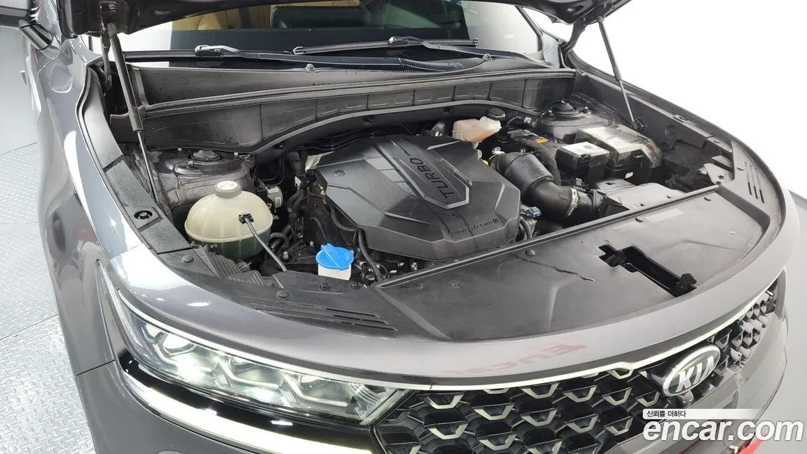 Kia Sorento — фото 6