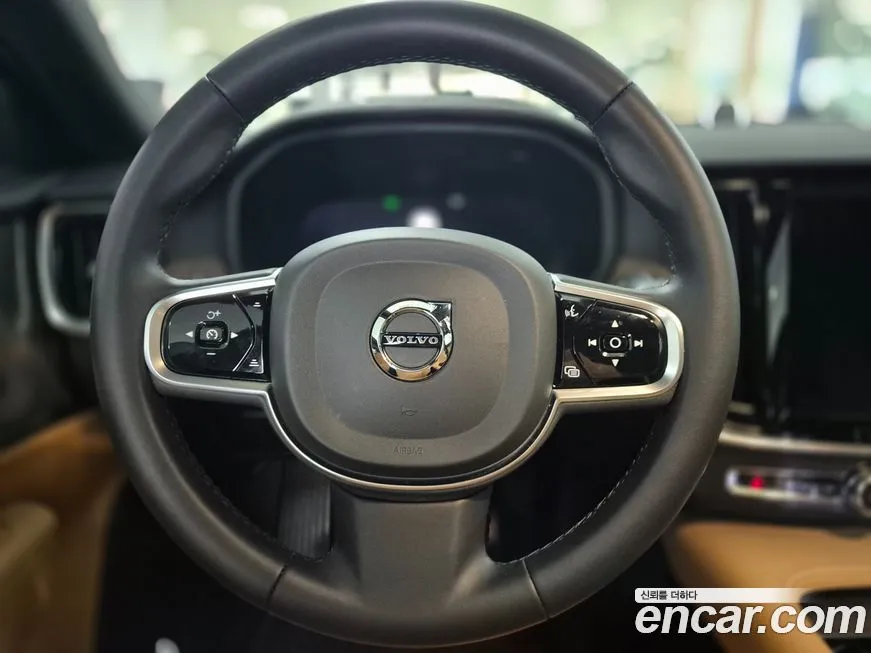 Volvo S90 2024 из KR, фото 6