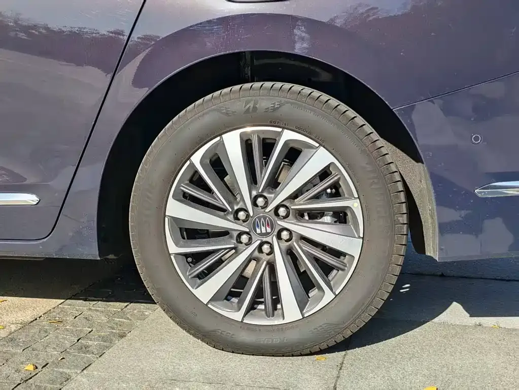 Buick GL8 Hybrid 2025 из CN, фото 9