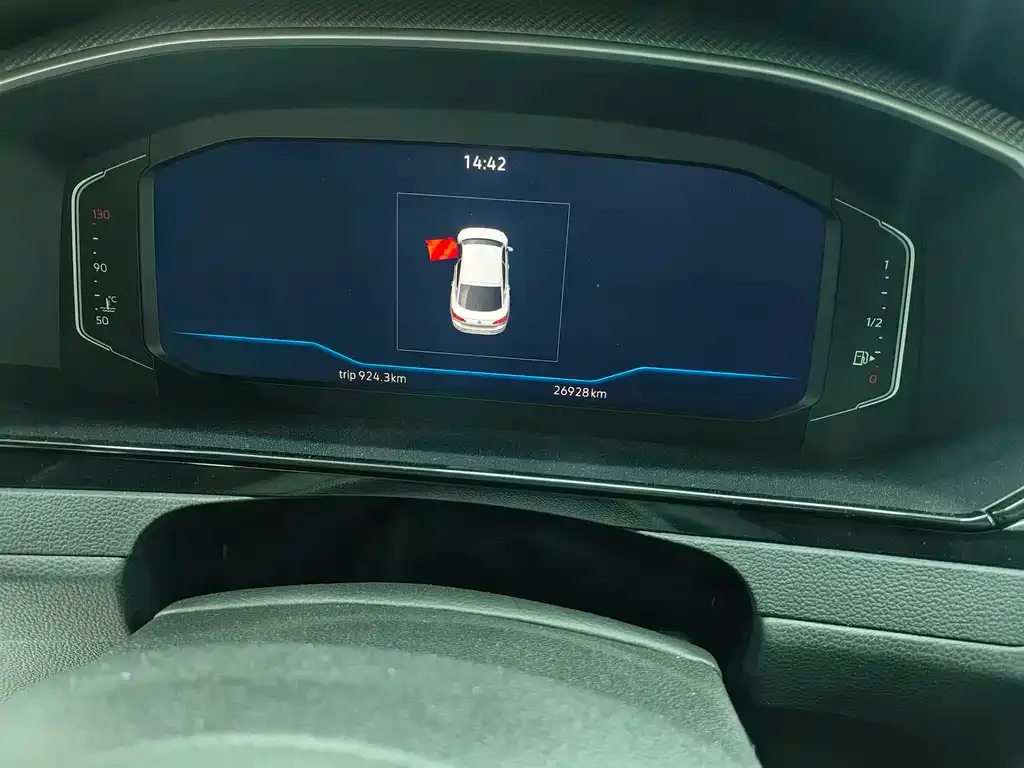 Volkswagen CC 2024 из CN, фото 7
