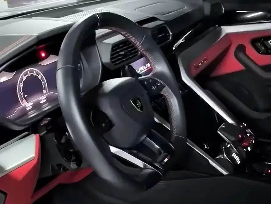 Lamborghini Urus 2024 из CN, фото 10
