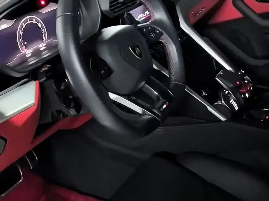 Lamborghini Urus 2024 из CN, фото 7