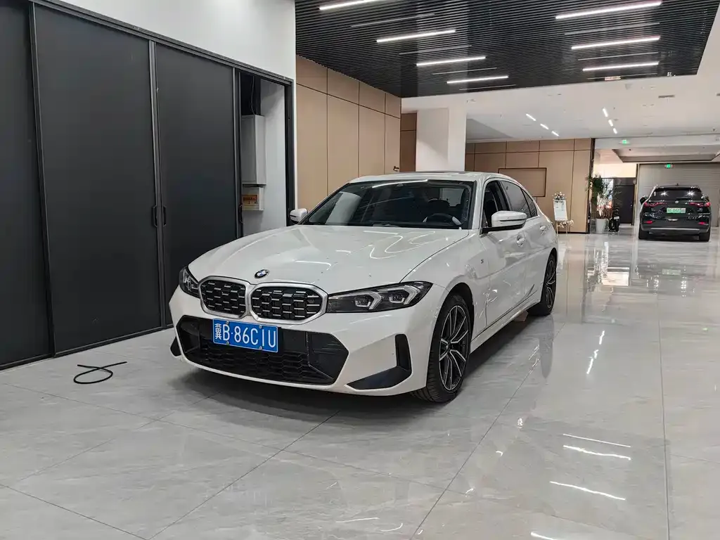 BMW 3 Series — фото 1