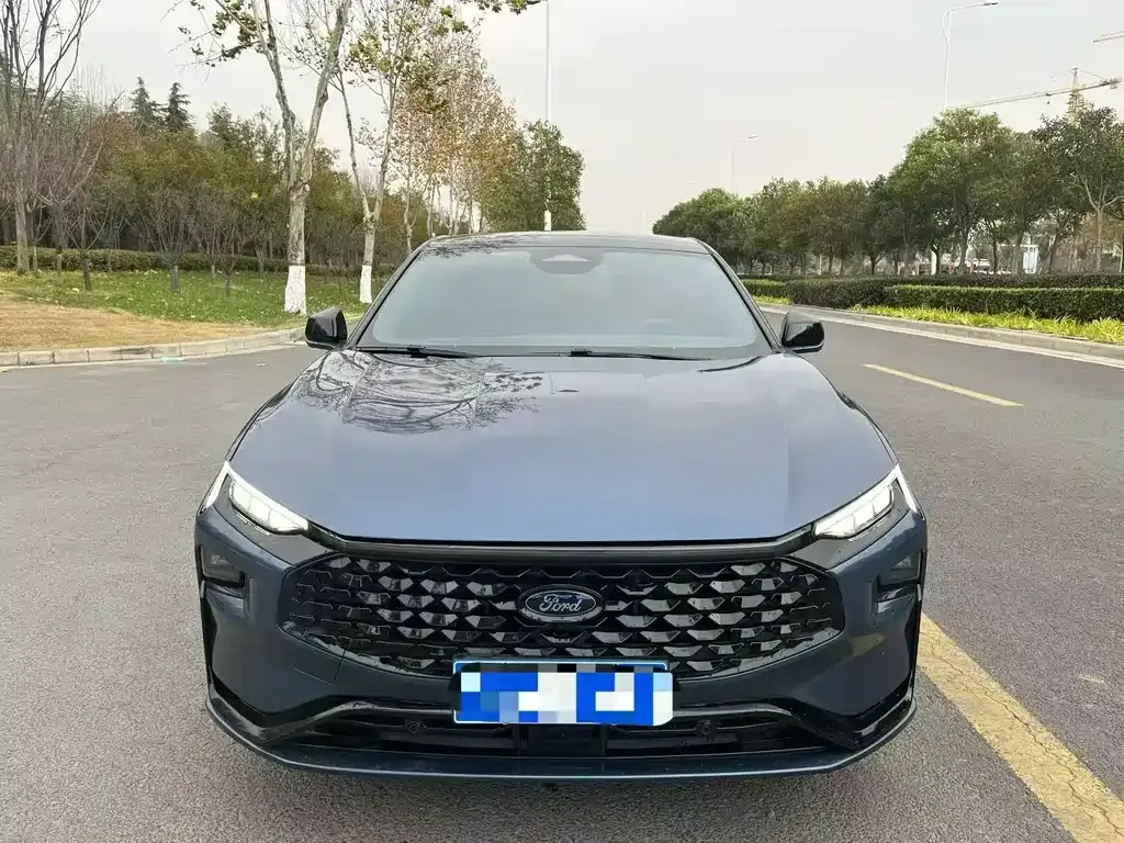Ford Mondeo 2022 из CN, фото 2