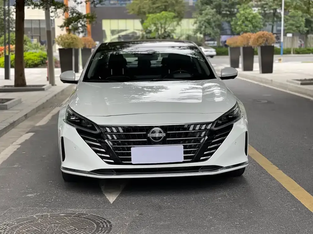 Nissan Teana 2022 из CN, фото 2