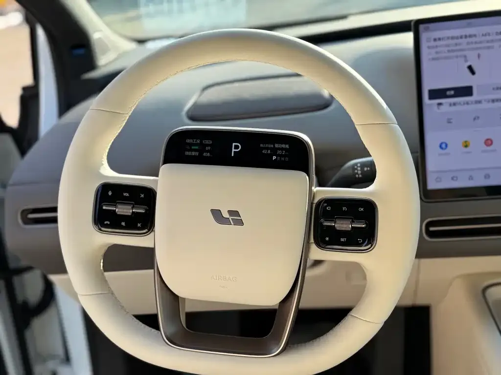 Li Auto i6 — фото 10