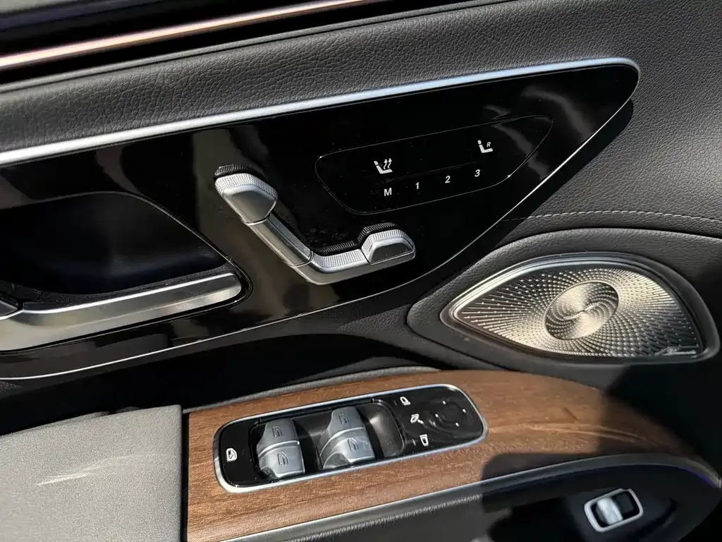 Mercedes-Benz EQS 2024 из CN, фото 10