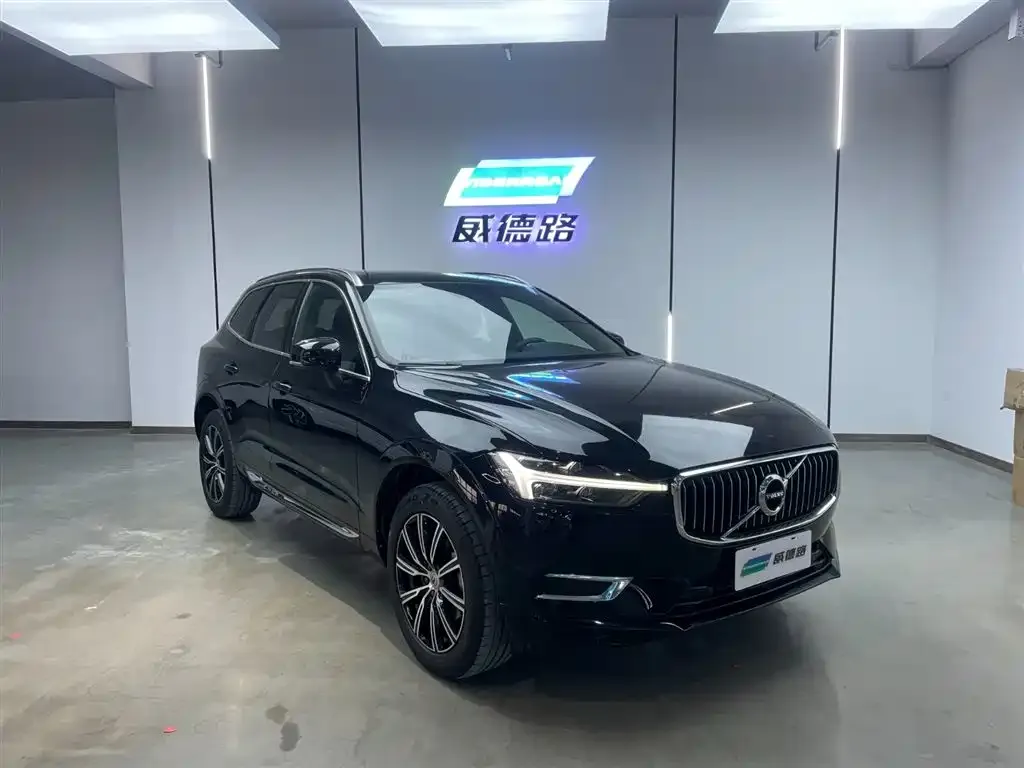 Volvo XC60 2021 из CN, фото 3