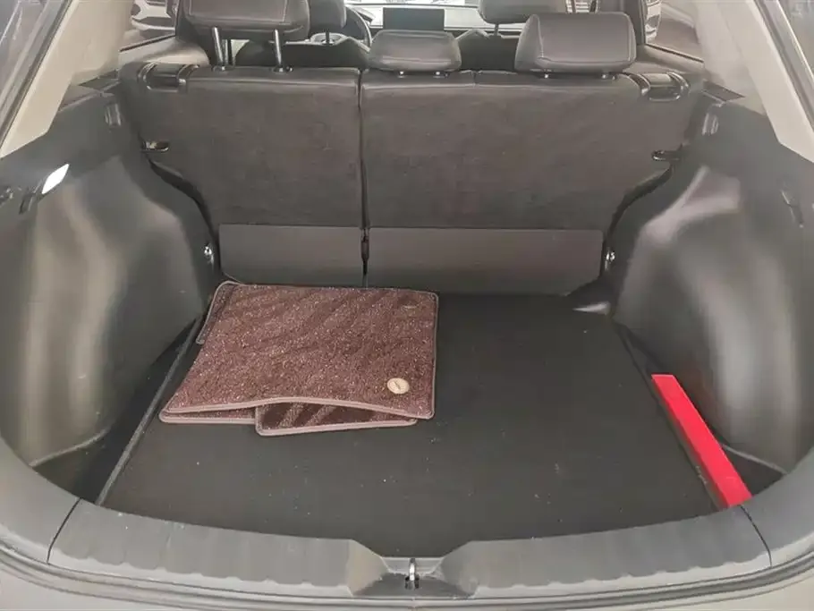 Toyota Corolla Cross 2024 из CN, фото 4
