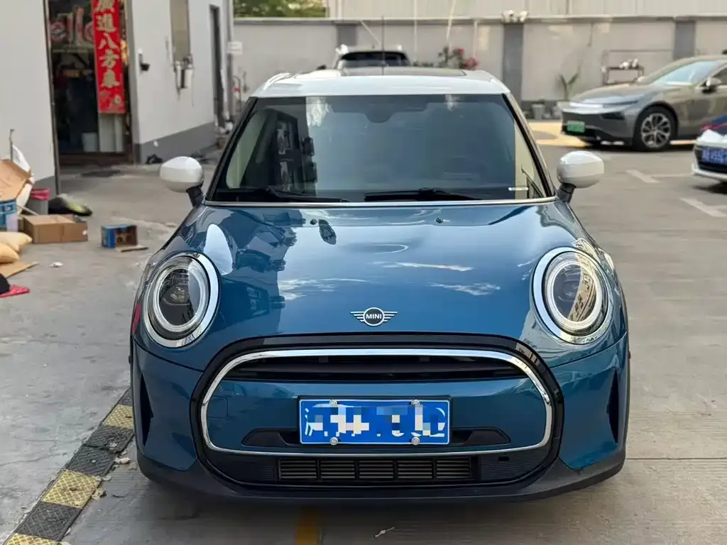 MINI Cooper (3-door) 2021 из CN, фото 2