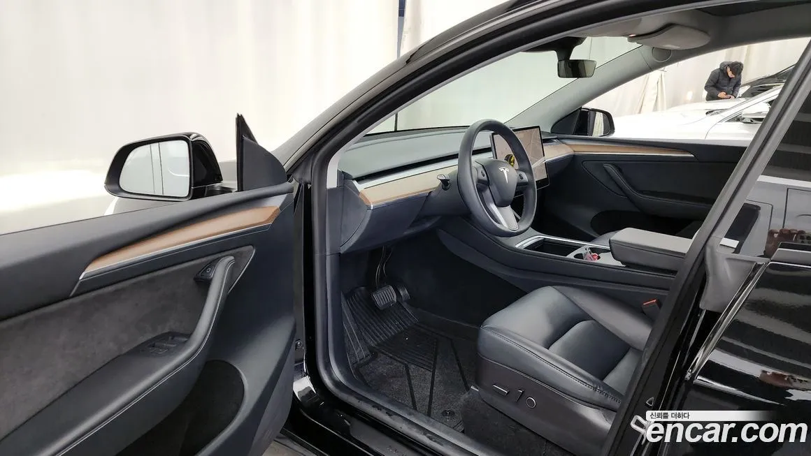Tesla Model Y 2023 из KR, фото 10