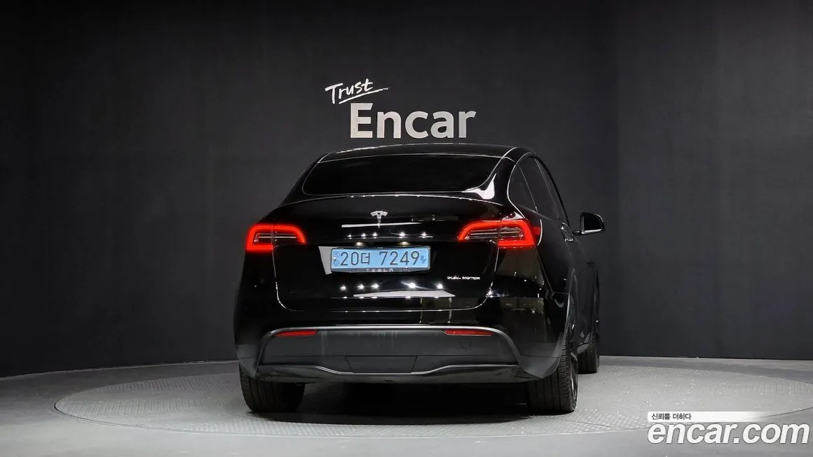 Tesla Model Y 2023 из KR, фото 4