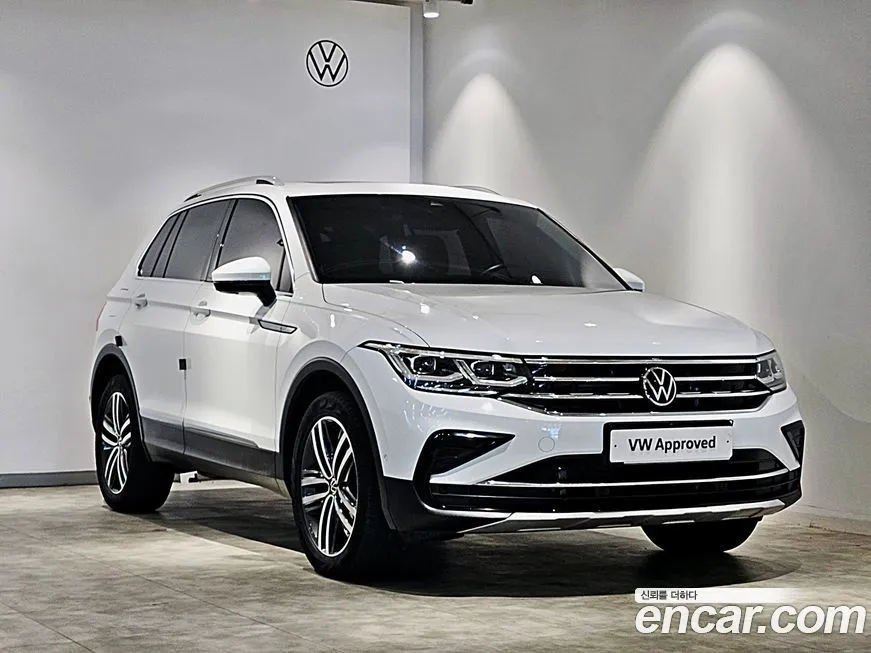 Volkswagen Tiguan — фото 1