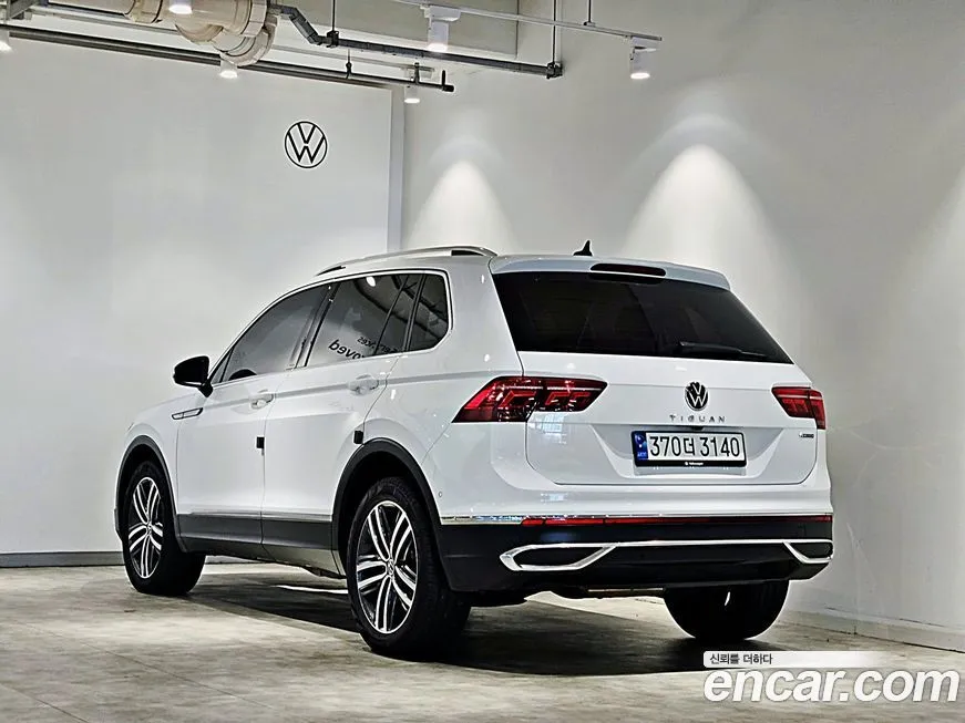 Volkswagen Tiguan — фото 2