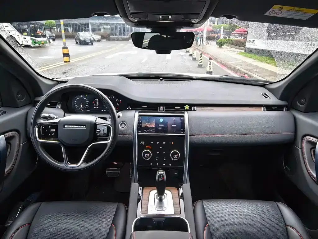 Land Rover Discovery Sport — фото 10