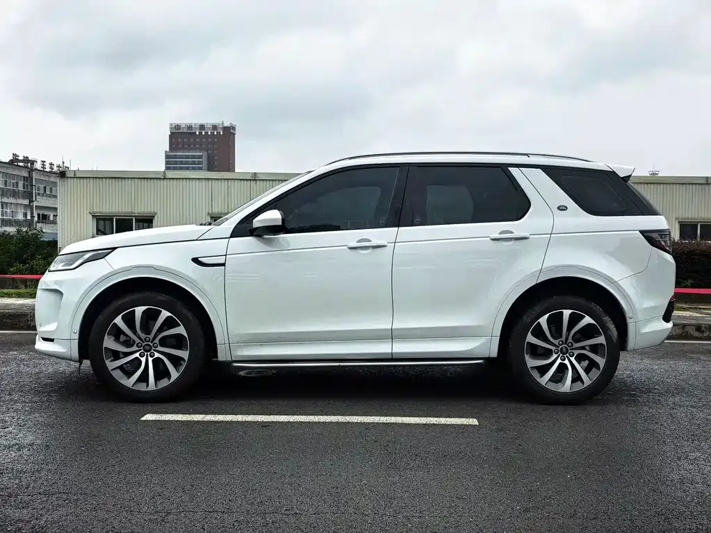 Land Rover Discovery Sport — фото 2