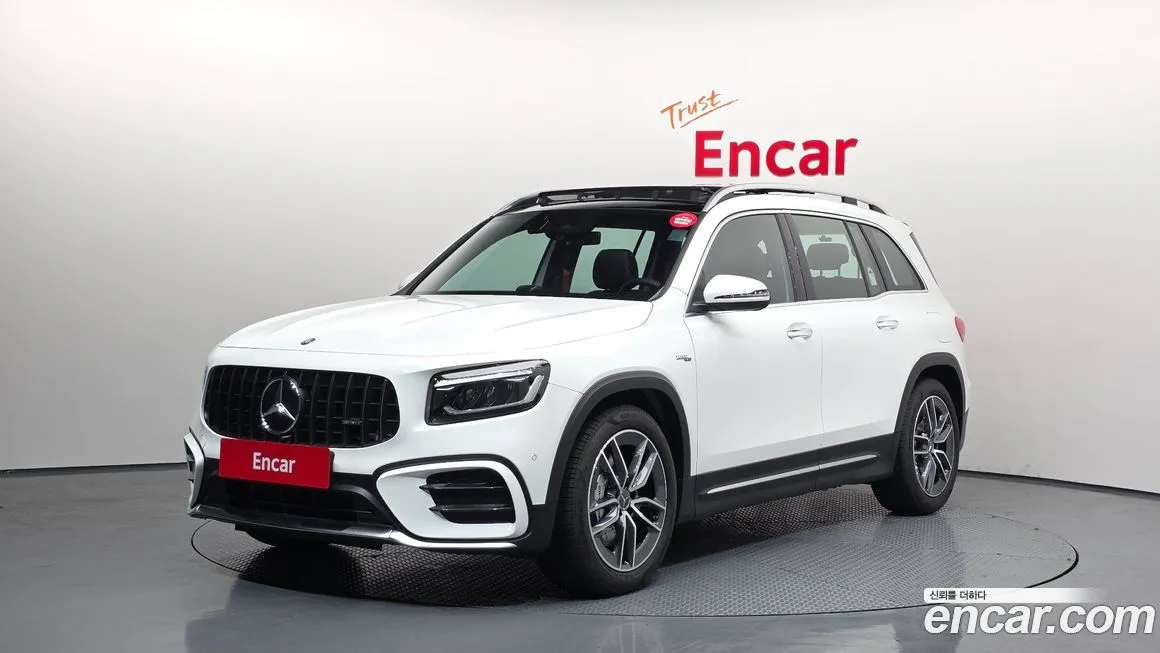 Mercedes-Benz GLB-Class — фото 1