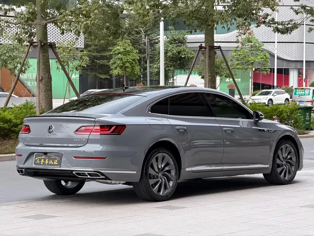 Volkswagen CC 2022 из CN, фото 8