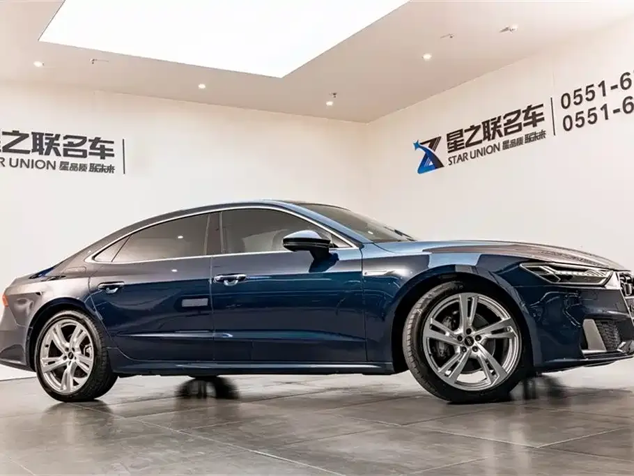 Audi A7L 2024 из CN, фото 7