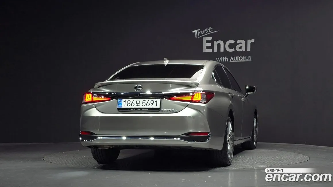 Lexus ES 2025 из KR, фото 4