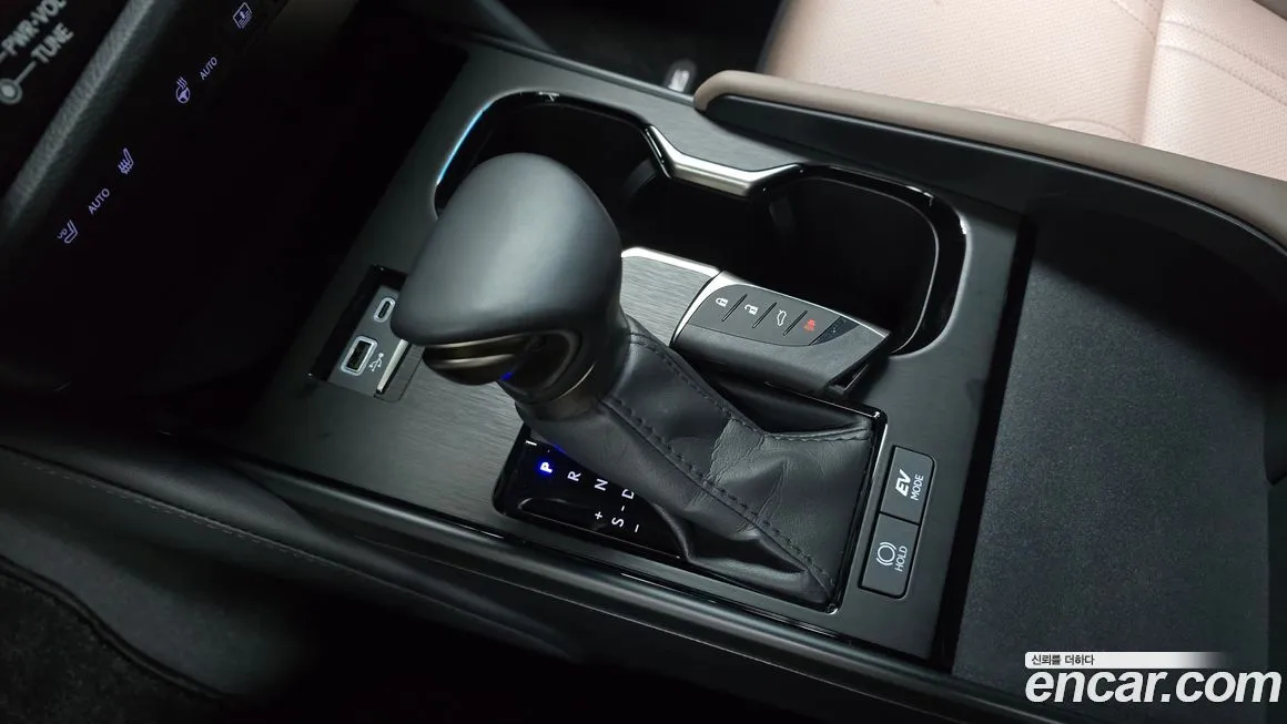 Lexus ES 2025 из KR, фото 9