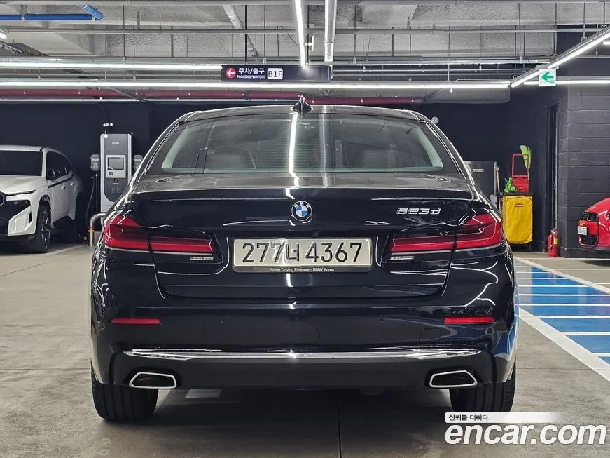 BMW 5-Series 2021 из KR, фото 4