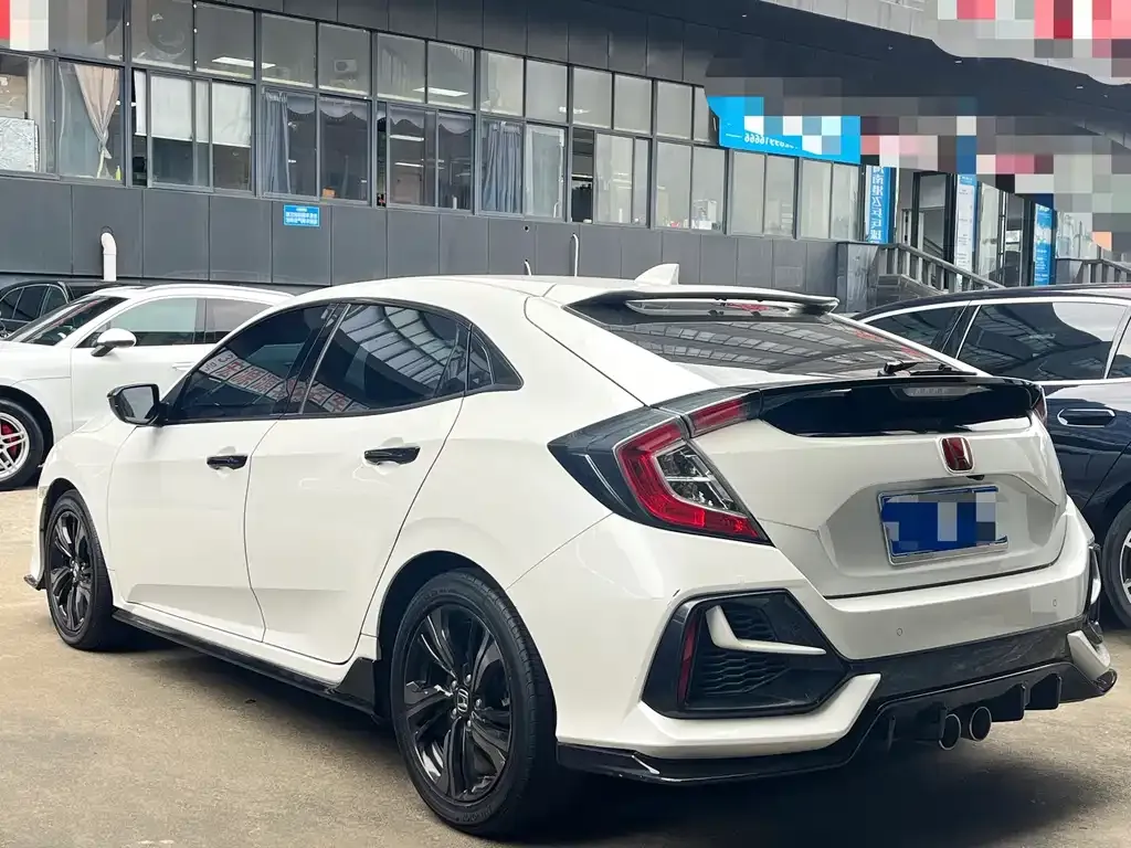 Honda Civic — фото 8