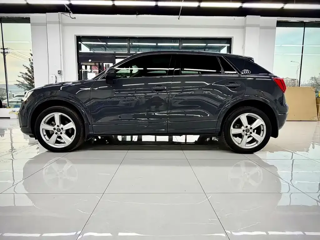 Audi Q2L 2021 из CN, фото 3