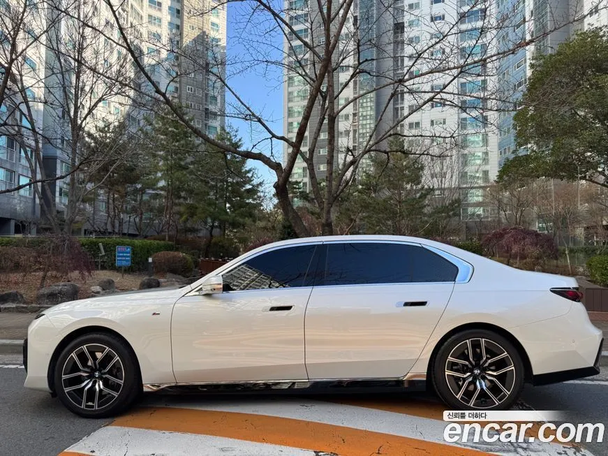 BMW 7-Series 2025 из KR, фото 7