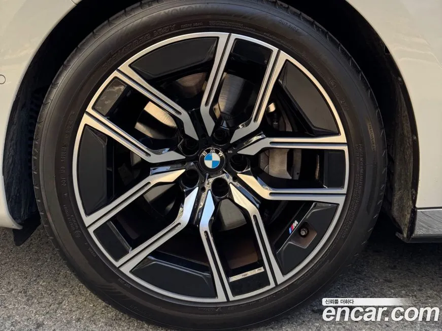 BMW 7-Series 2025 из KR, фото 9