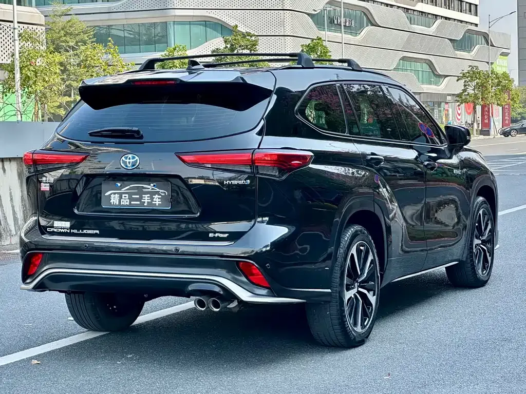 Toyota Crown Kluger 2022 из CN, фото 6
