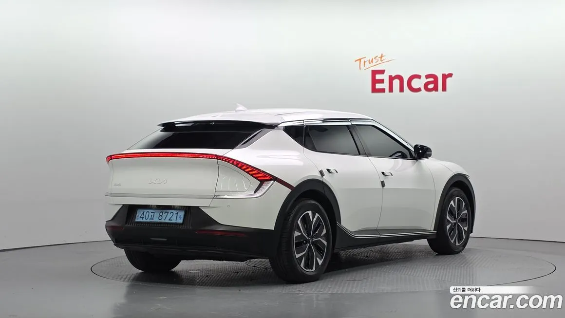 Kia EV6 — фото 2
