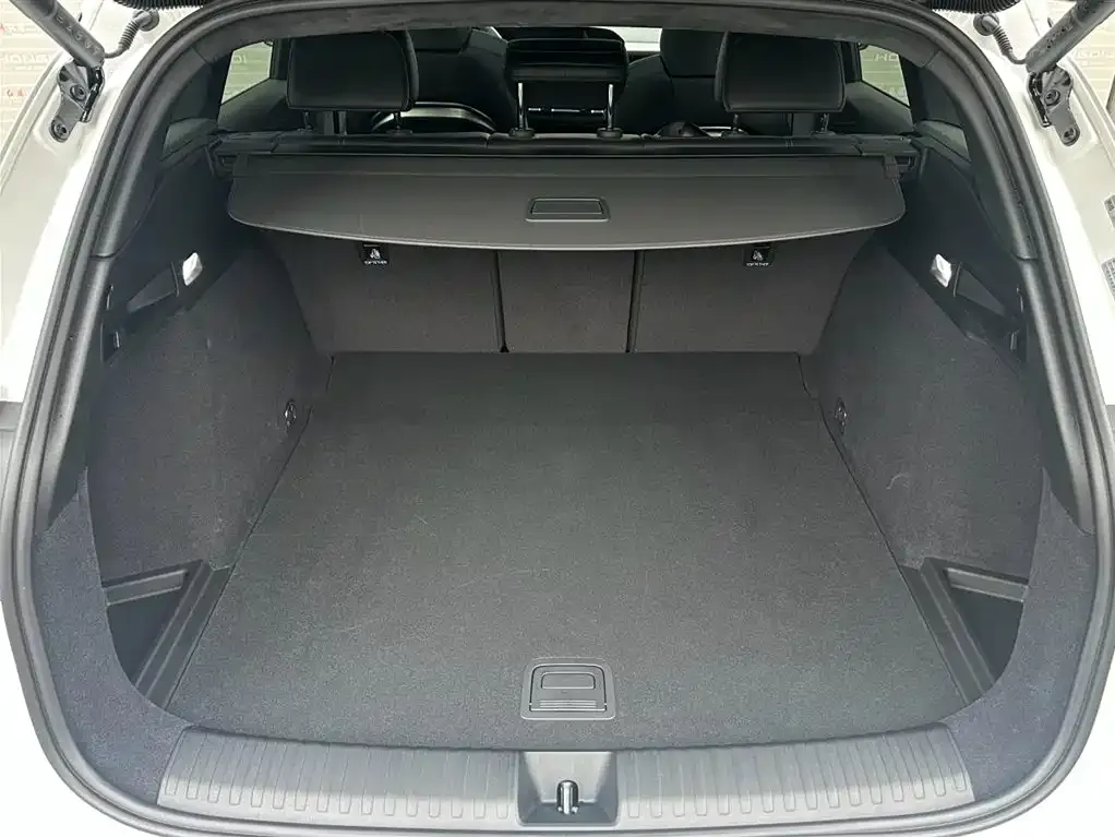 Audi Q6L e-tron 2025 из CN, фото 8