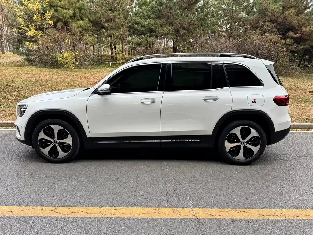 Mercedes-Benz GLB 2023 из CN, фото 2