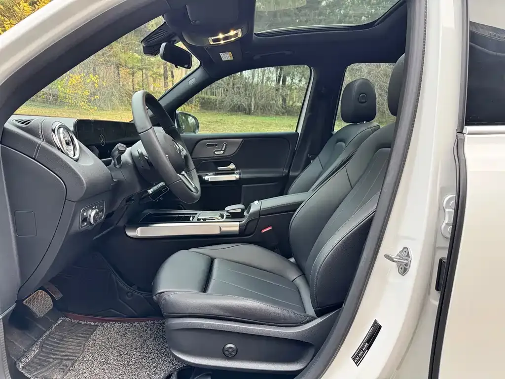 Mercedes-Benz GLB 2023 из CN, фото 3