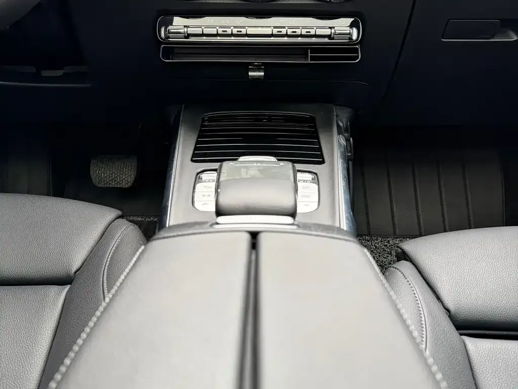Mercedes-Benz GLB 2023 из CN, фото 8